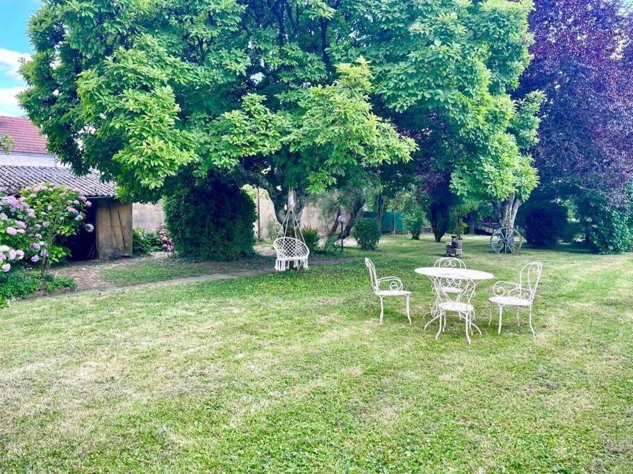 La Casa Del Papa - Maison Spacieuse Avec Jardin Доль Экстерьер фото
